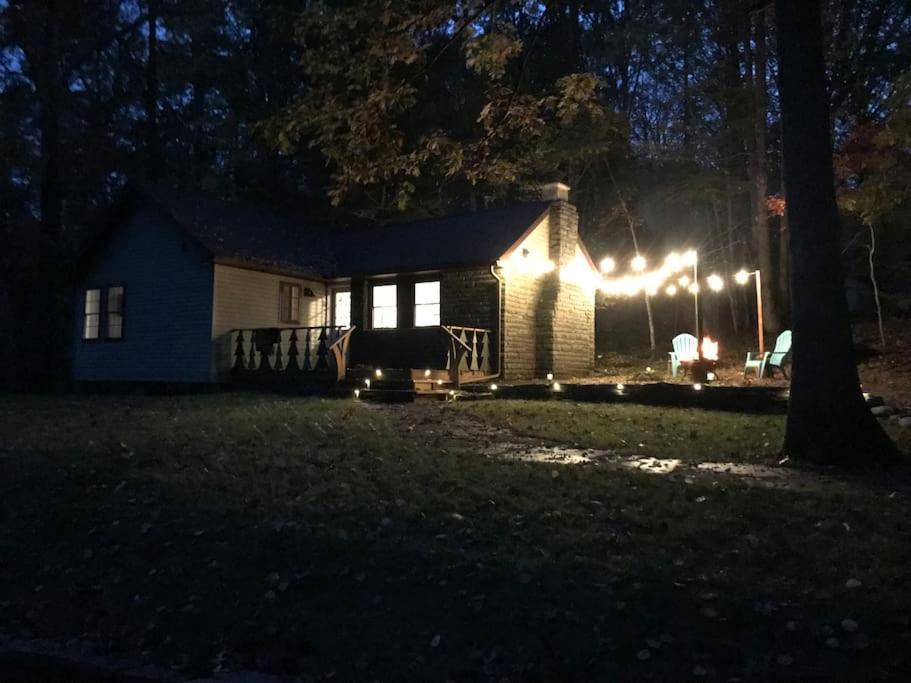 Peaceful Seasonal Wooded Cottage Close To Everything Tafton エクステリア 写真