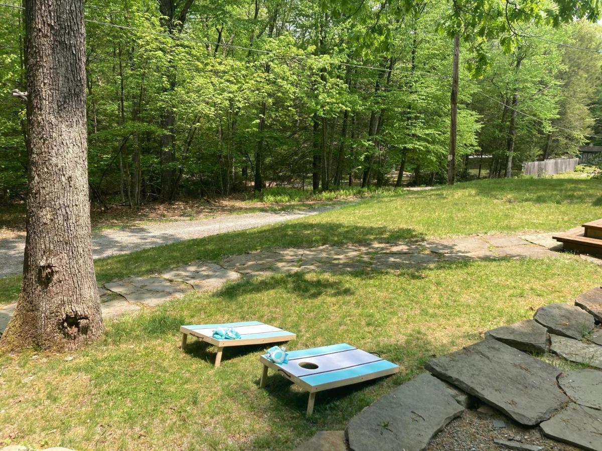 Peaceful Seasonal Wooded Cottage Close To Everything Tafton エクステリア 写真